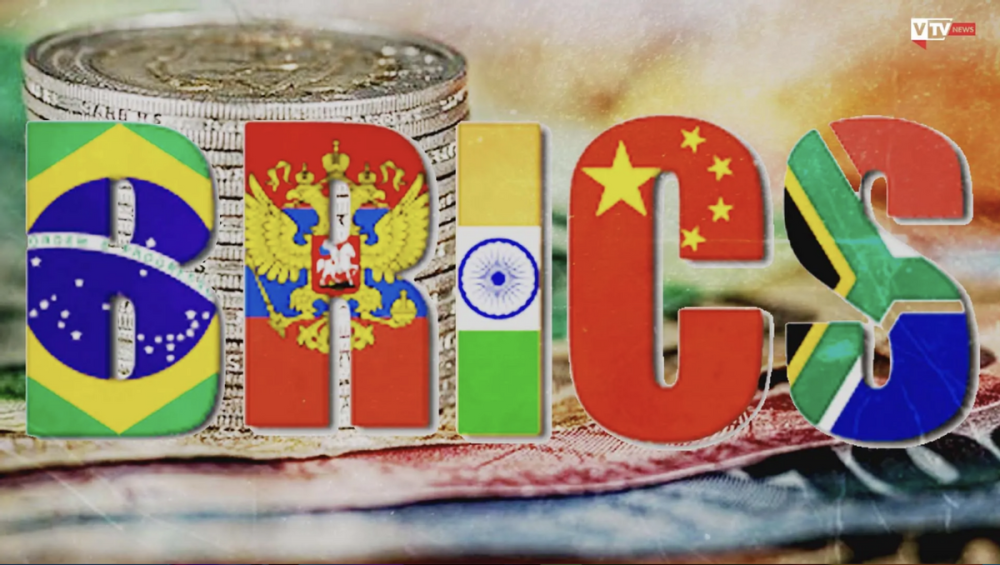 风云突变！洛杉矶湖人集结日临场应变，德甲版图或变，赛场秩序良好，数据趋势出现新变化的简单介绍